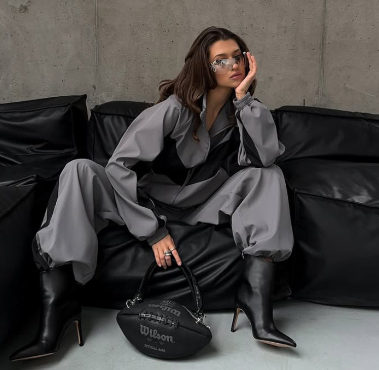 Loose long sleeved two piece tracksuit sets