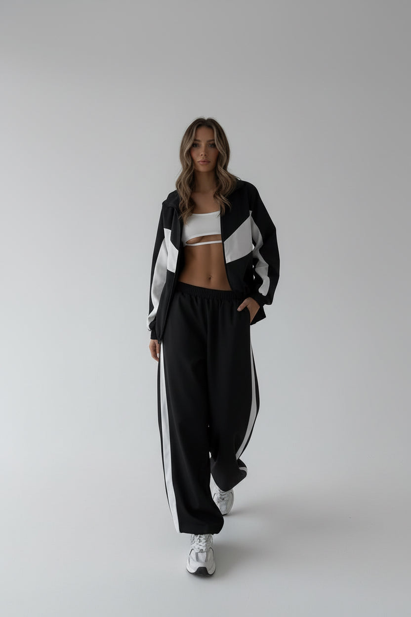 Loose long sleeved two piece tracksuit sets