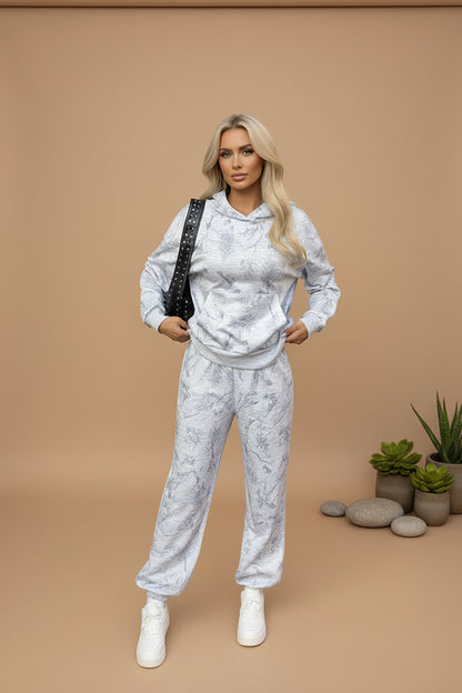 long sleeved hoodie and  pants two-piece tracksuit set