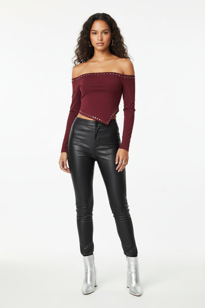 One shoulder rivet Top
